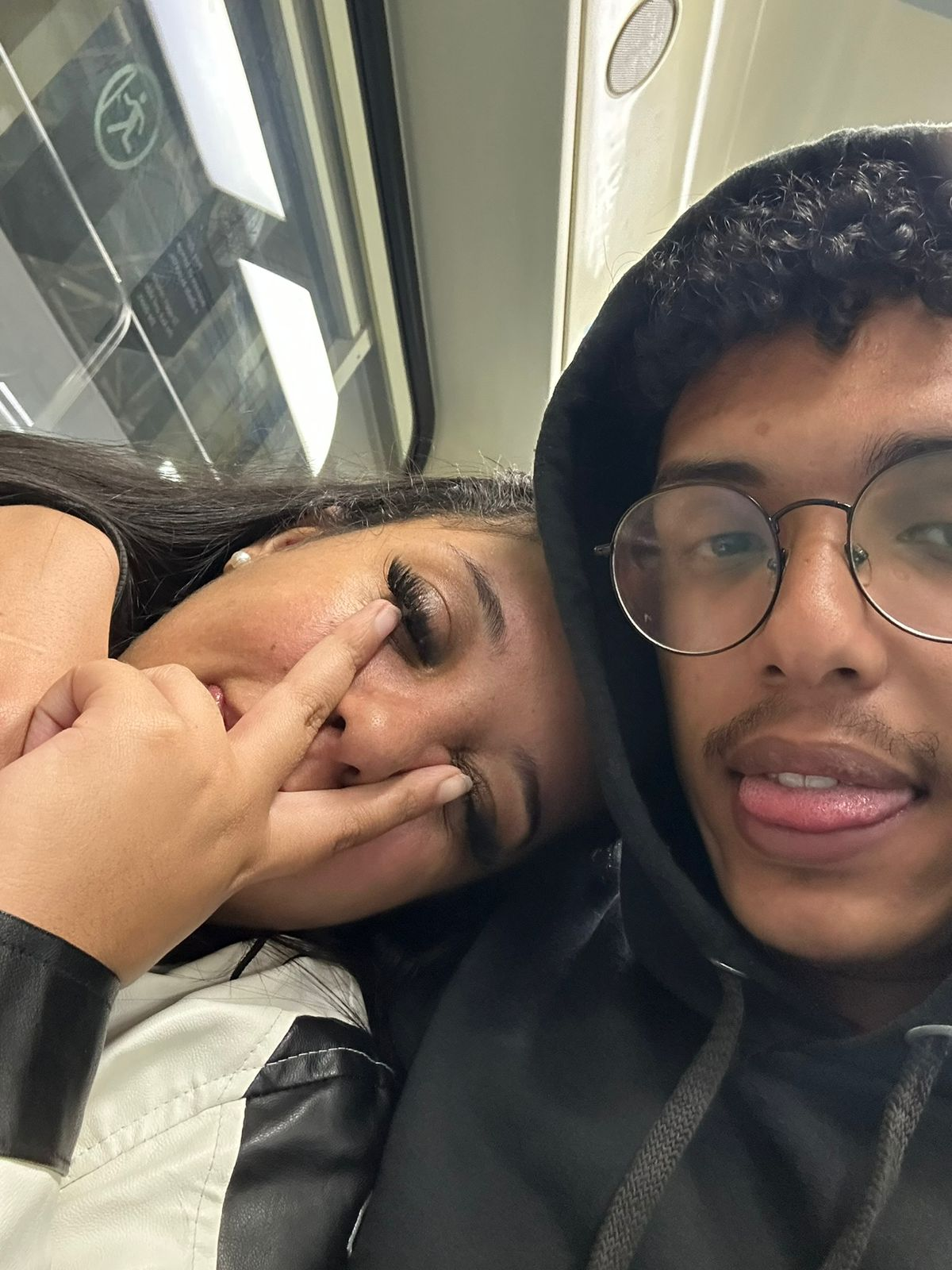 Dois bobos juntos e eu gosto assim 😅